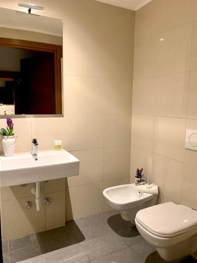 Hotel Astrid Milaan Buitenkant foto