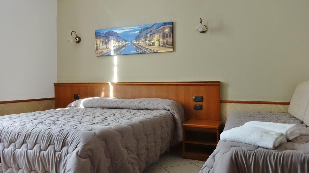 Hotel Astrid Milaan Buitenkant foto